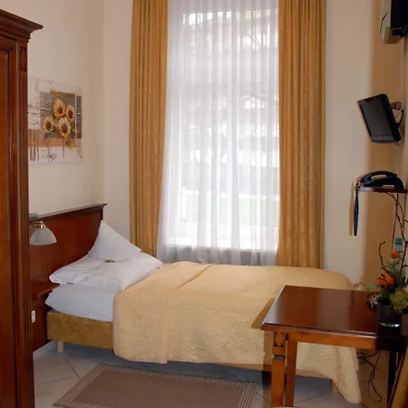 Baden 3* Bonn