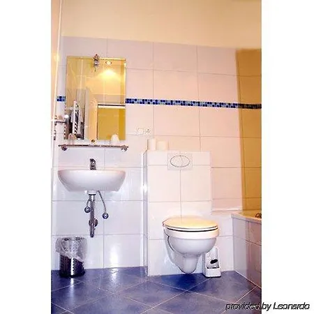 Baden 3* בון