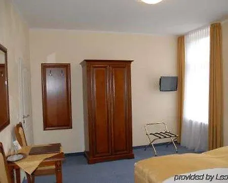 Baden מלון 3*