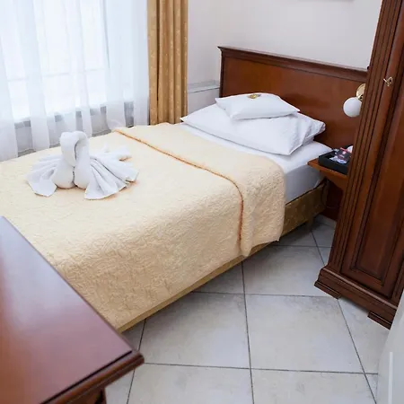 Baden Hotel 3*